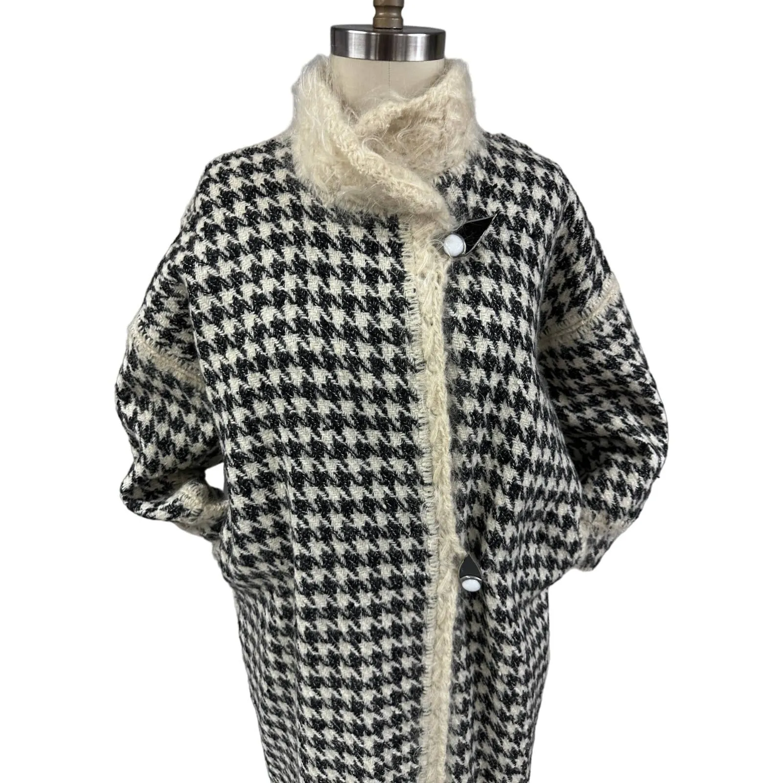 80s VTG Mohair /Wool Reversible B&W Houndstooth/ Cream Sweater Coat Womens L/XL