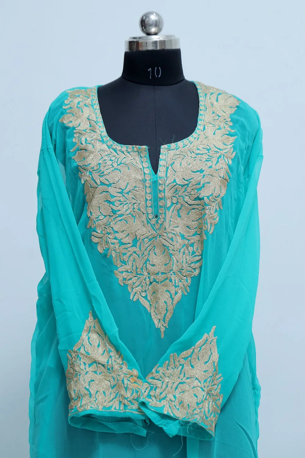 Blue Colour Kurti Looks Elegent With Kashmiri Tilla Embroidery.