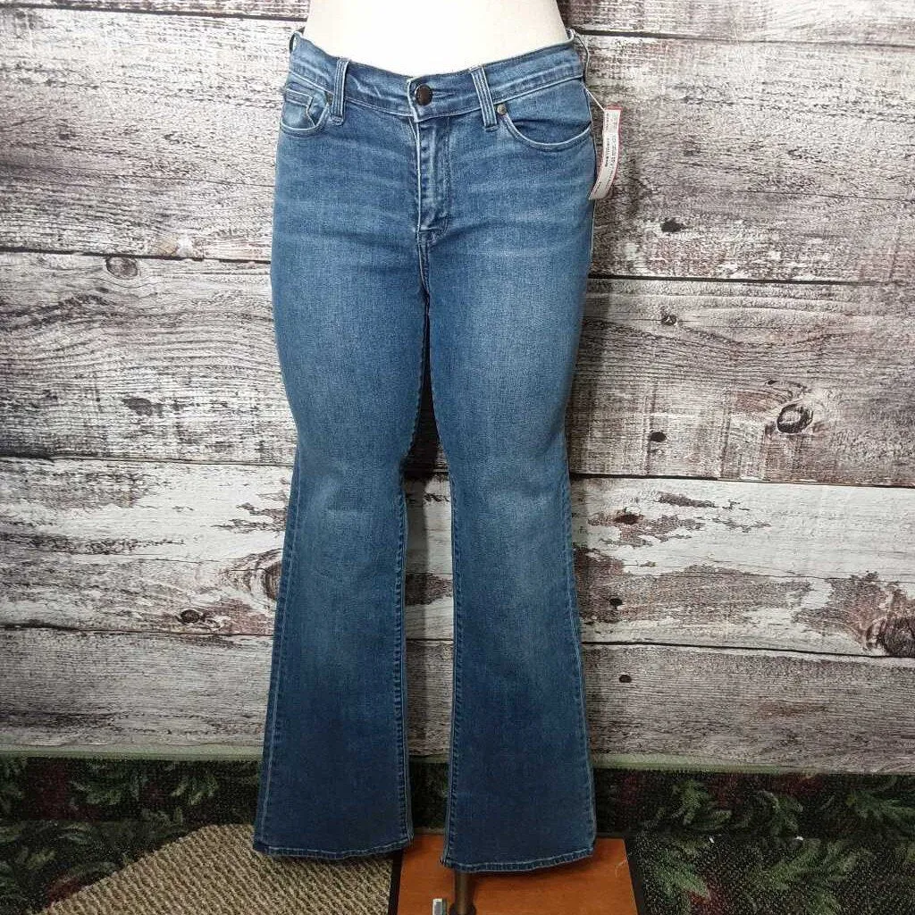 CALVIN KLEIN LIGHT BLUE BOOT CUT JEANS SIZE 8 TCC