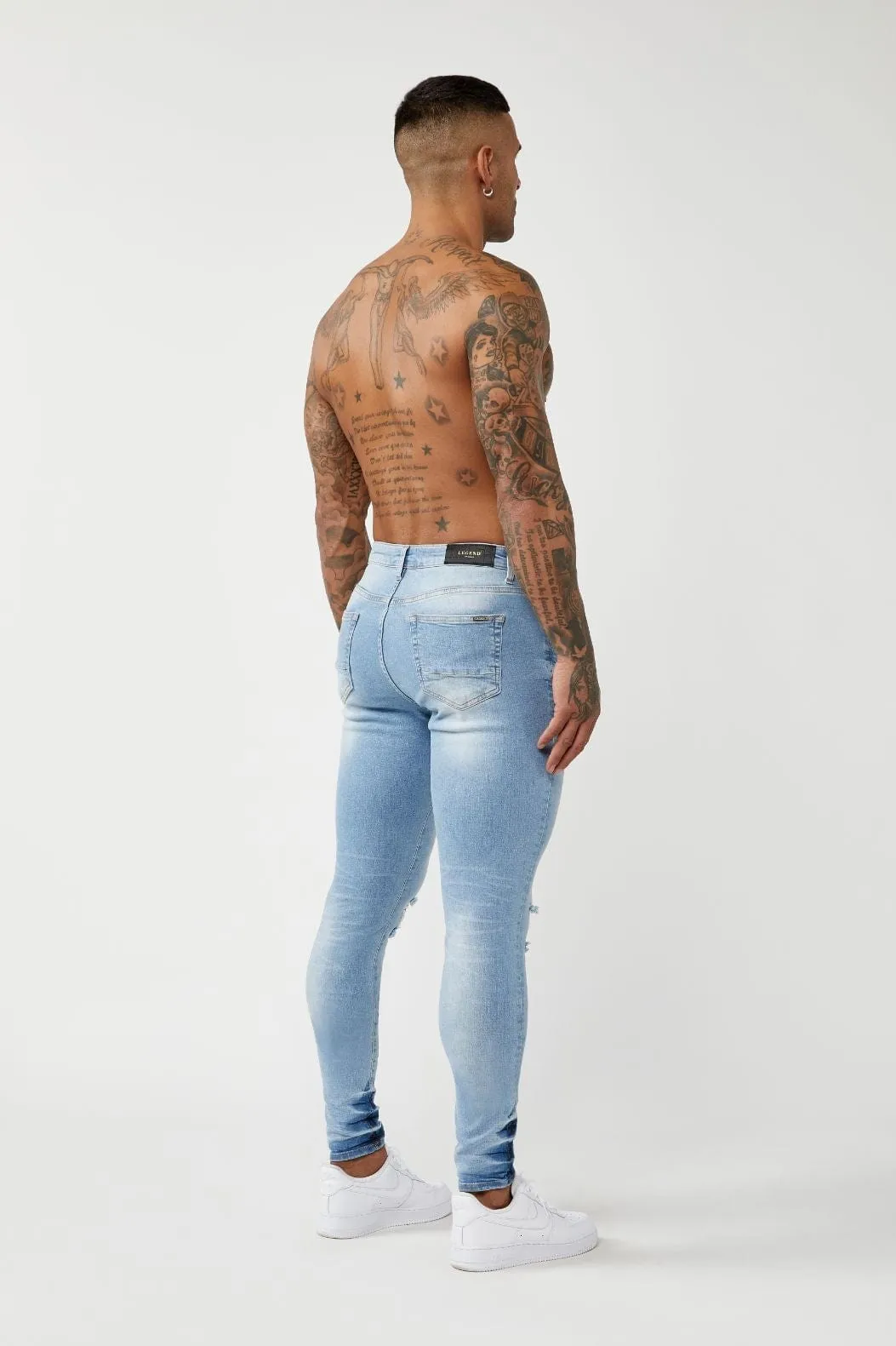 PREMIUM SKINNY FIT JEANS - LIGHT BLUE RIPPED KNEE