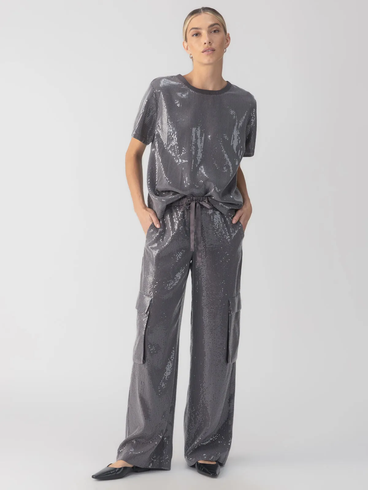 Pull-On Sequin Semi High Rise Cargo Pant Gunmetal