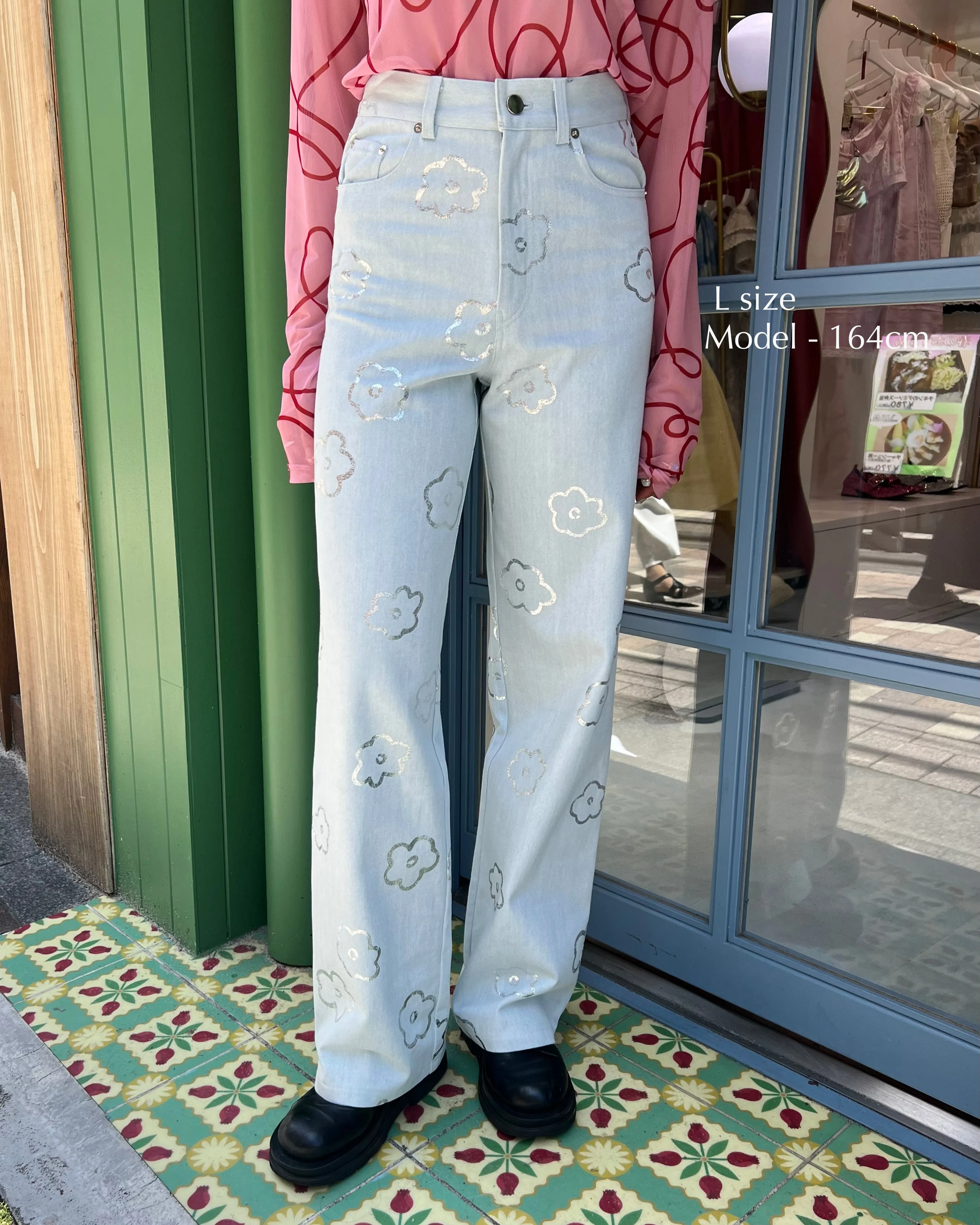 SILVER FLOWER DENIM PANTS（LIGHT BLUE）