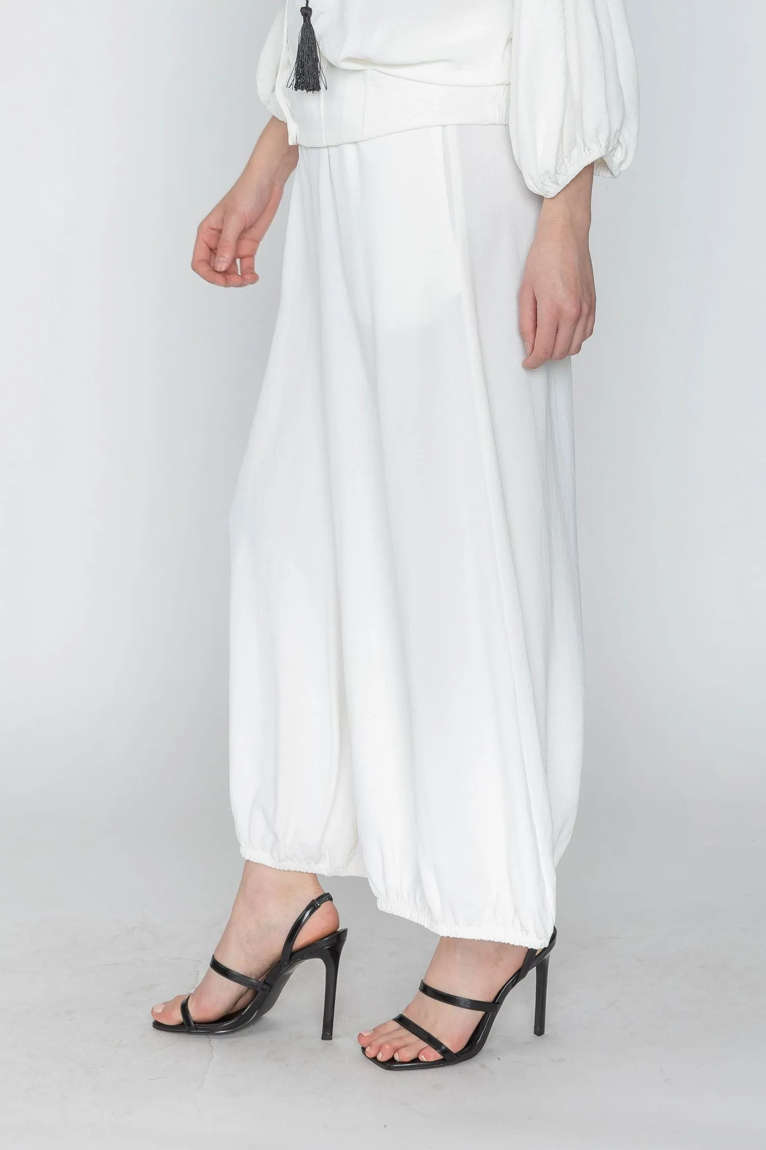 White Wide Leg Bottom Elastic Pants